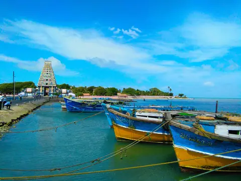 Boats moored at the jetty on Nainativu island