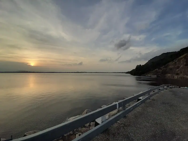 The Maduru Oya reservoir at dusk