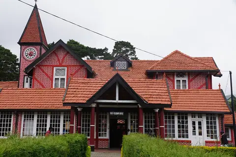 The red-brick Tudor-style post office in Nuwara Eliya