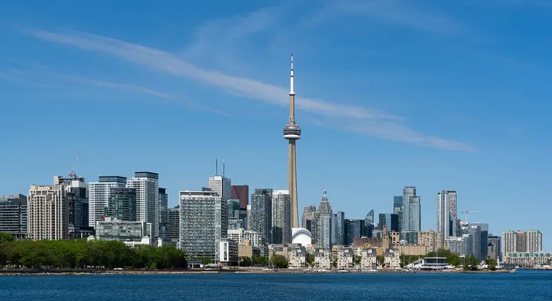 The Toronto skyline and CN Tower from Trillium Park